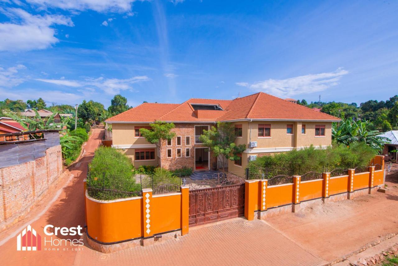 Crest Homes Uganda Kitende Exteriör bild