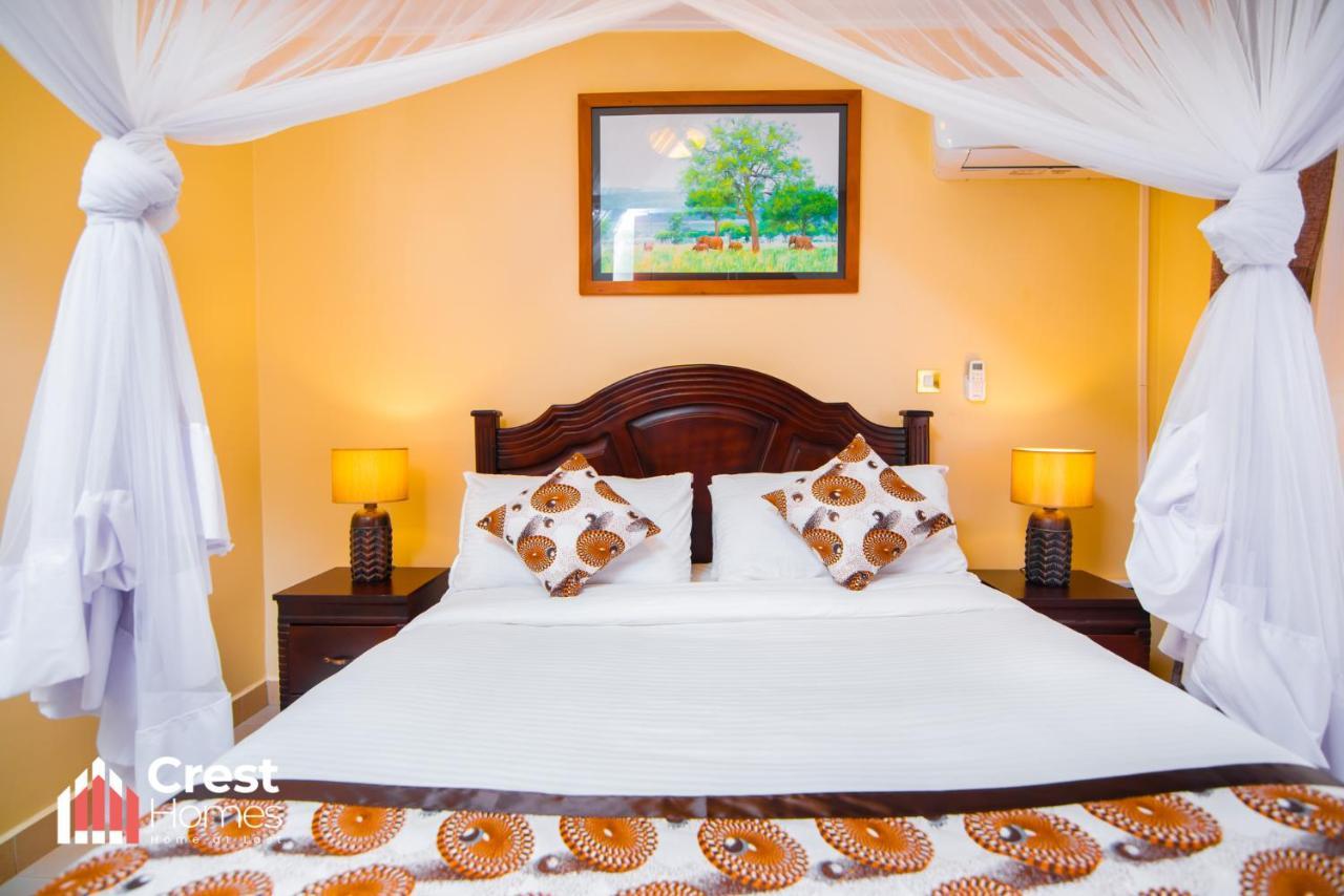 Crest Homes Uganda Kitende Exteriör bild
