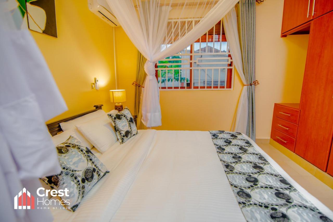 Crest Homes Uganda Kitende Exteriör bild