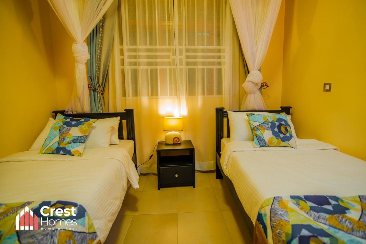 Crest Homes Uganda Kitende Exteriör bild