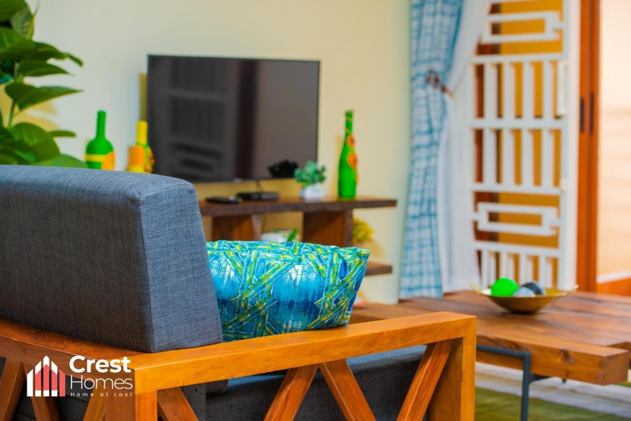 Crest Homes Uganda Kitende Exteriör bild